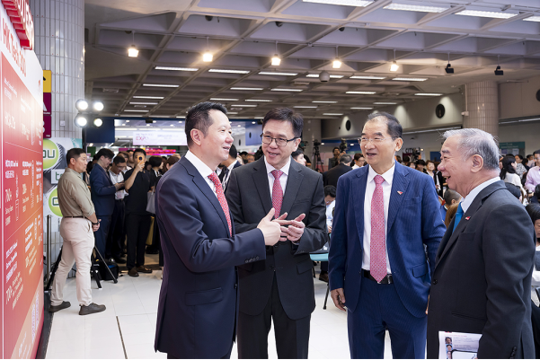 ۳ǴٰHK Tech 300 Expo´ҵᣬ300ҳҵƴͼ