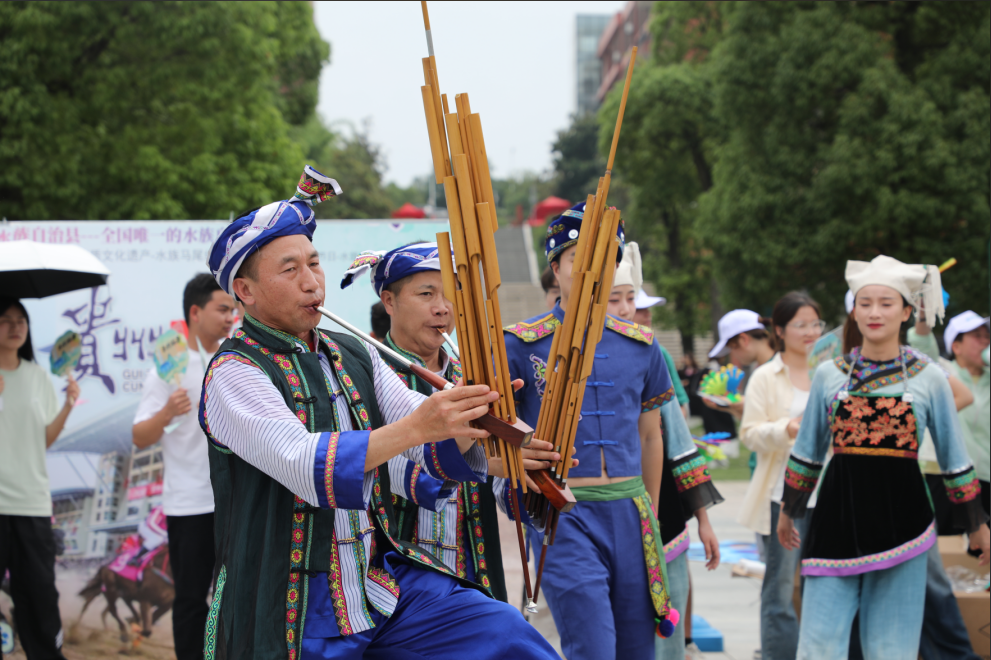 չʾչݡ顭Լǭϡഺ̽ء߽ʦѧ