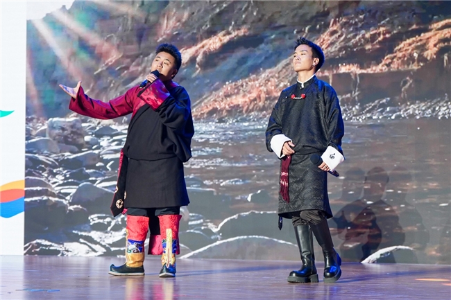 ýУ԰½ʵѧഺ֮л干ͬʶ