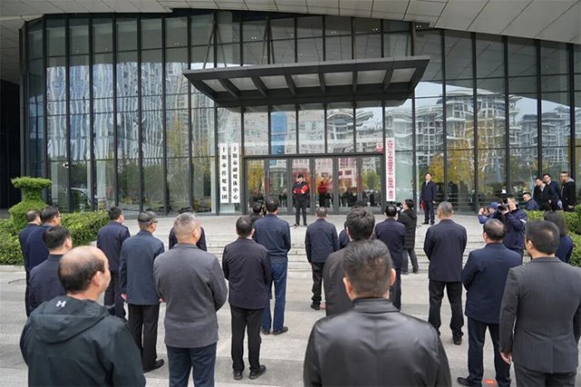 十堰市融媒体中心(传媒集团)正式揭牌成立